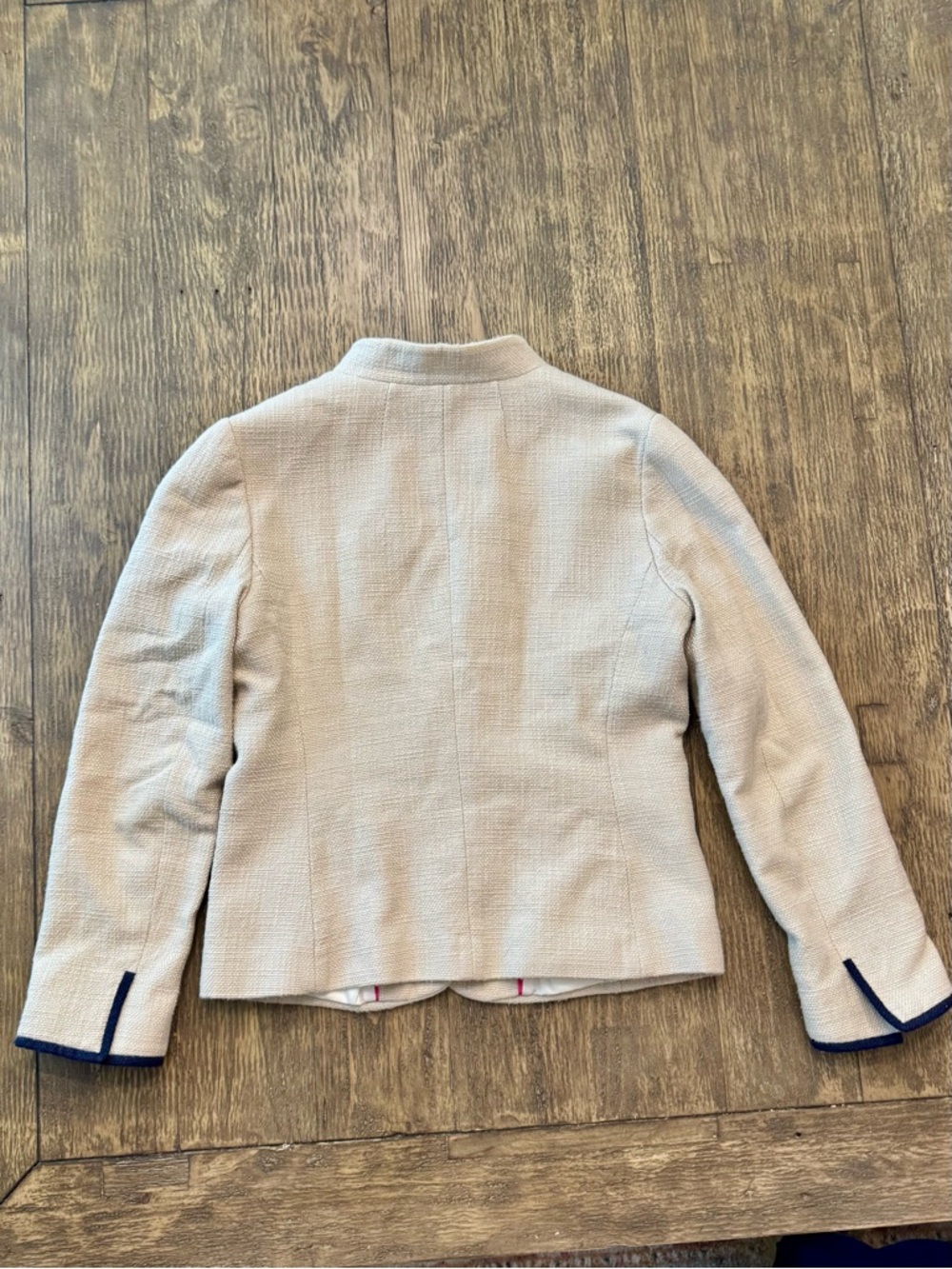 Banana Republic Cream Blazer with Navy Trim - Picture 3 of 3